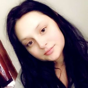 Meet your Posher, Eleni